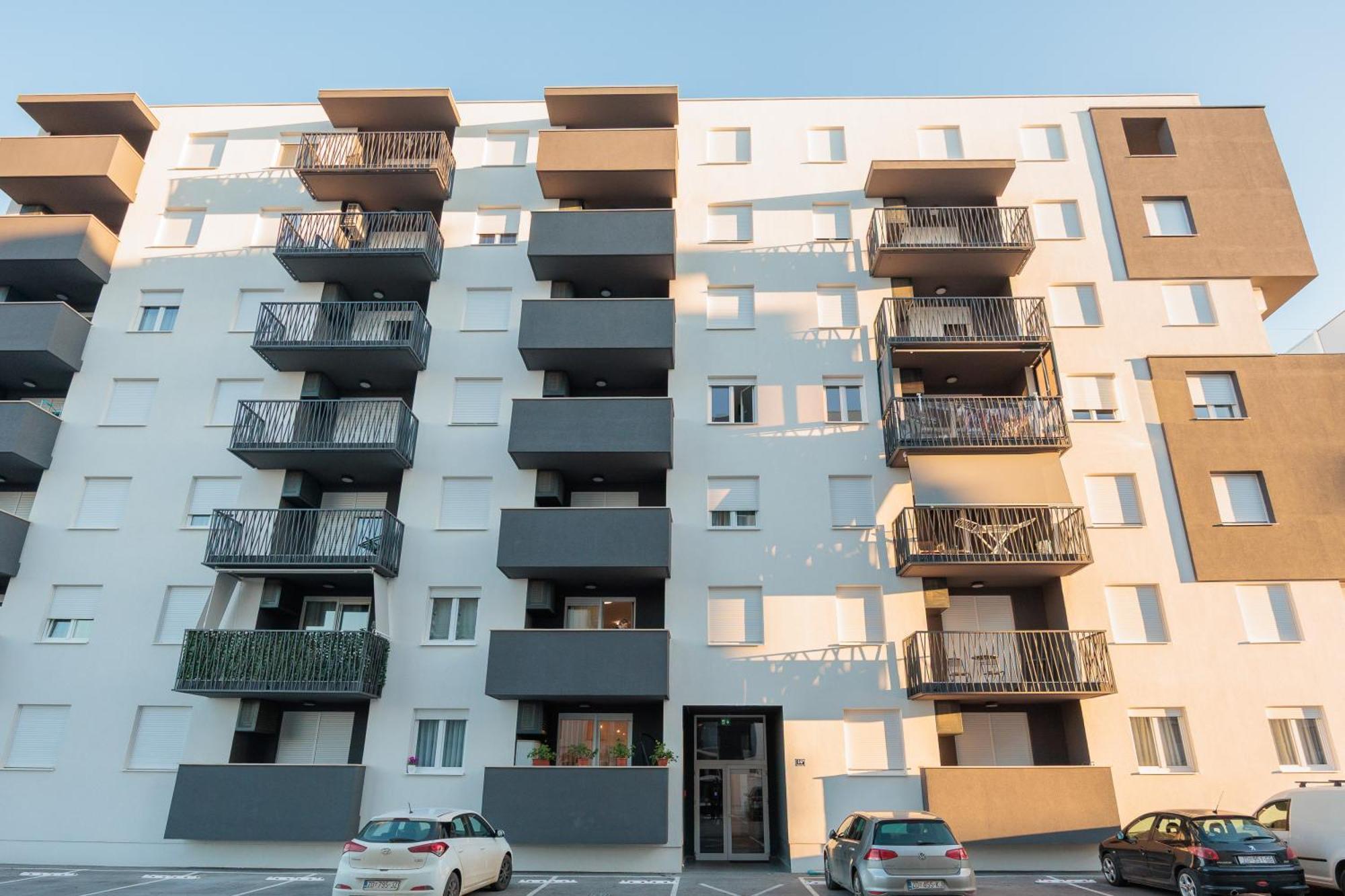 Apartament Luka *